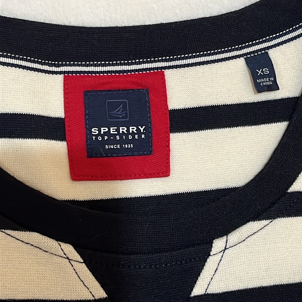 Sperry Casual Dress. Size XS. Never Worn - Picture 6 of 10